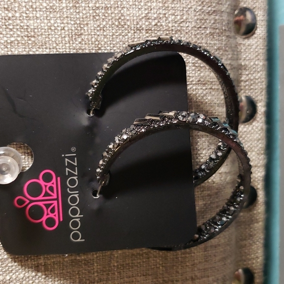Paparazzi Earrings Gunmetal Hoops